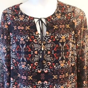 Vince Camuto Dress. Size: 16